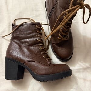 Zigi Soho Dark Brown Lace-Up Boots